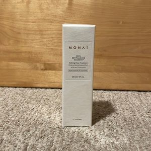 Skin Revitalizing Essence